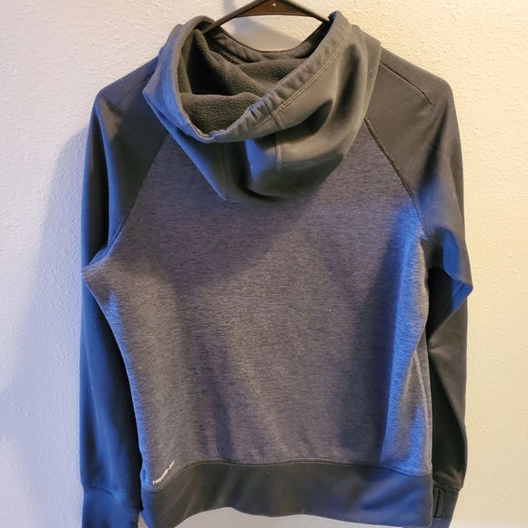 Nike Sweatshirt - Picture 2 of 4